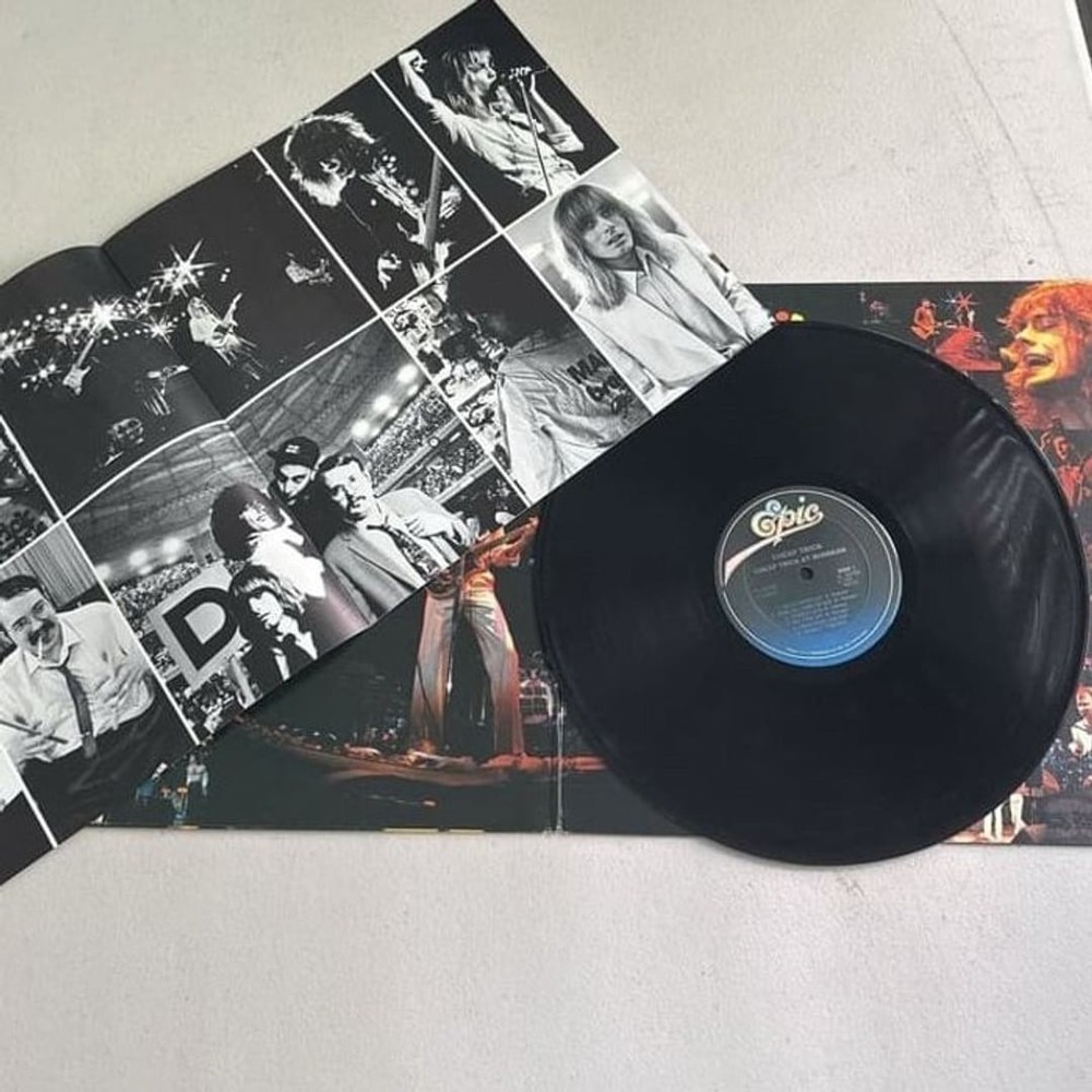 Cheap Trick – At Budokan Vinyl Album LP 1979 w/ Photo Insert VG++